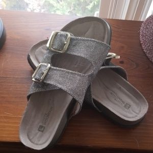 White Mountain Gold Glitter Clogs